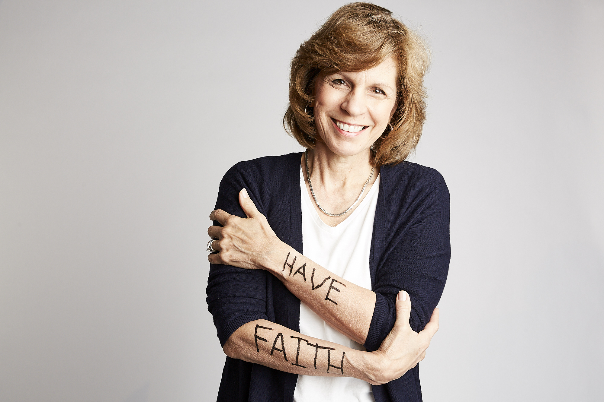 Ann Baxter - Photo 1